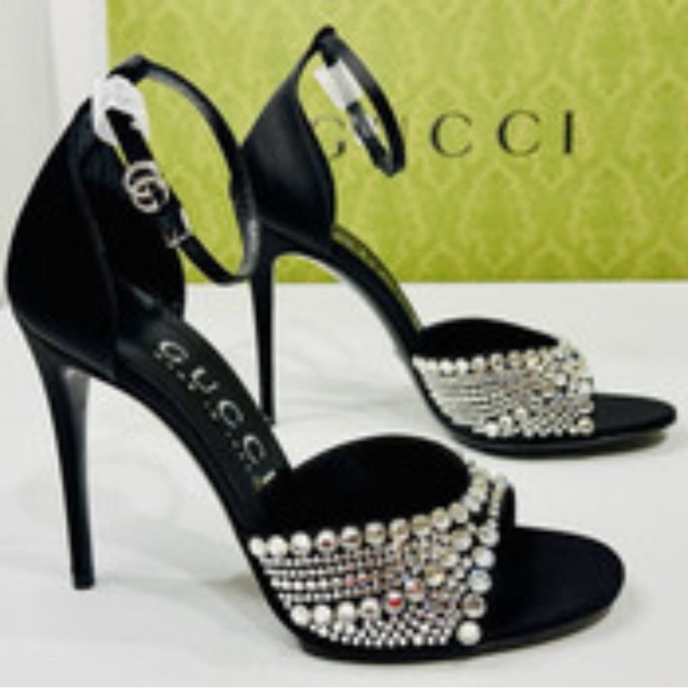🚫SOLD🚫Gucci Black Stiletto Heels with Crystal Embellishments